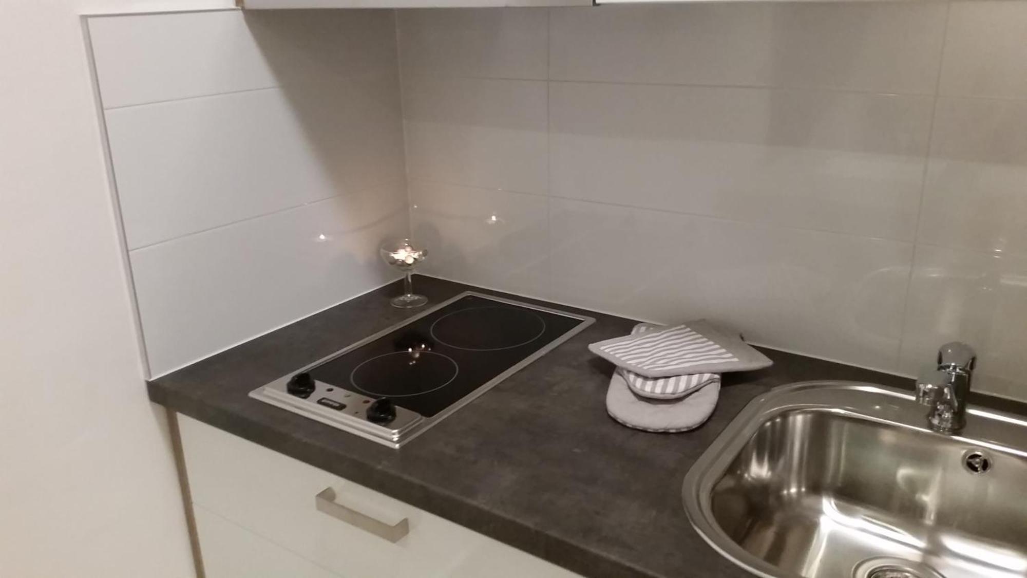 Apartments Sanja โตรกีร์ ภายนอก รูปภาพ