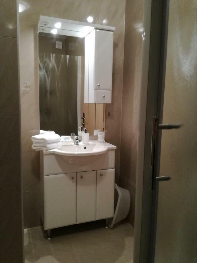 Apartments Sanja โตรกีร์ ภายนอก รูปภาพ