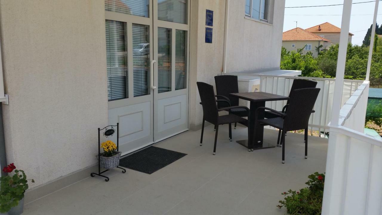 Apartments Sanja โตรกีร์ ภายนอก รูปภาพ